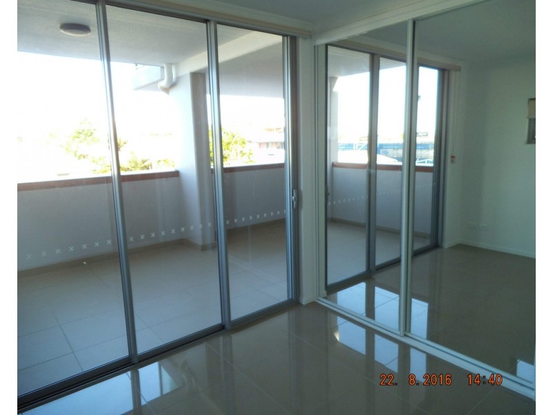 11/11 Kingsmill Street, Chermside QLD 4032