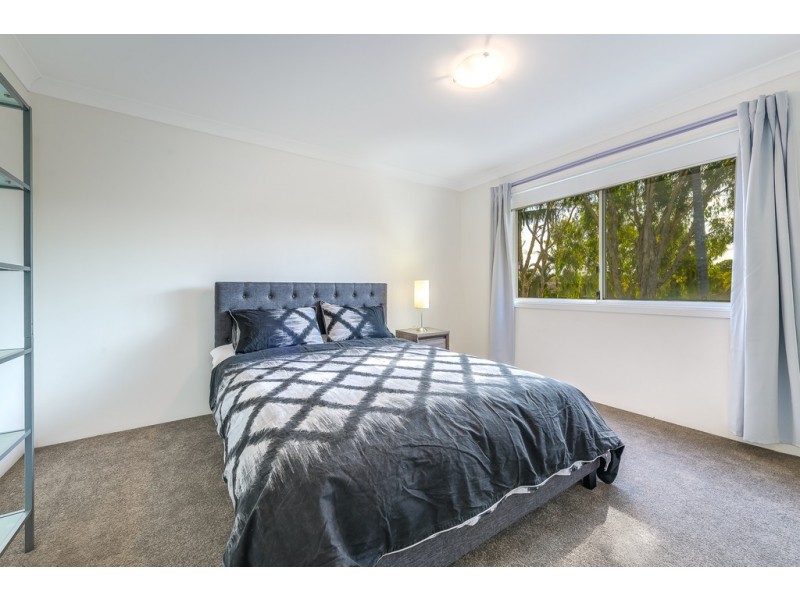 100 Cotlew St. East, Southport QLD 4215