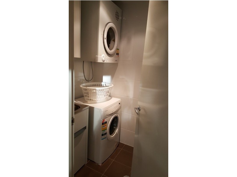 2 Aqua, Southport QLD 4215