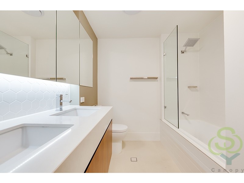 390 Simpsons Rd, Bardon QLD 4065