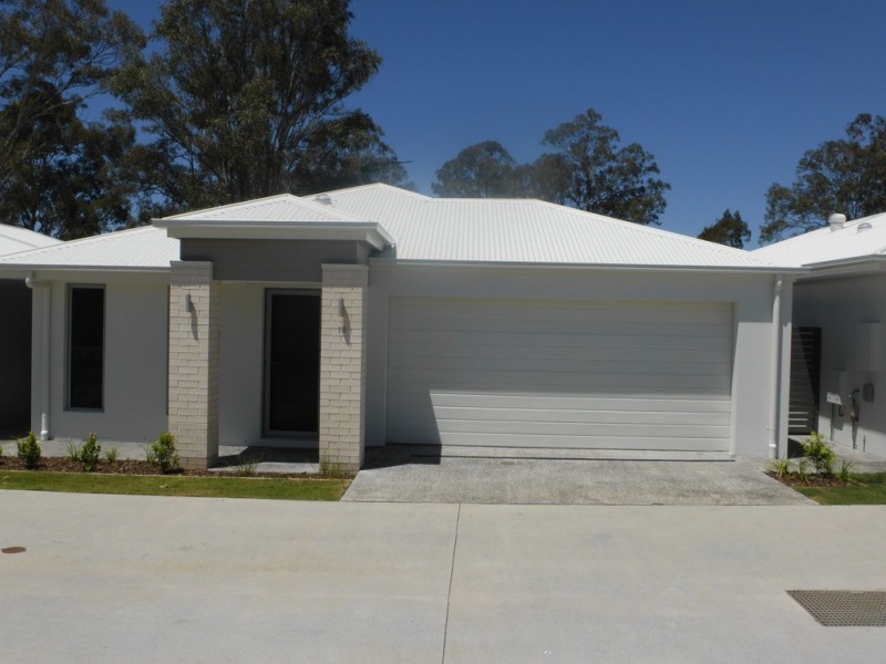 20 Eminence Lane, Bridgeman Downs QLD 4035