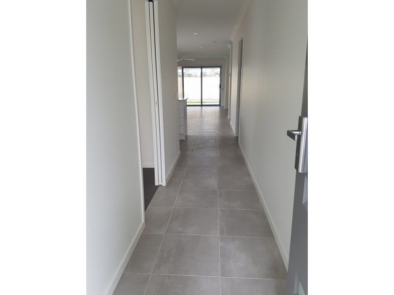 20 Eminence Lane, Bridgeman Downs QLD 4035