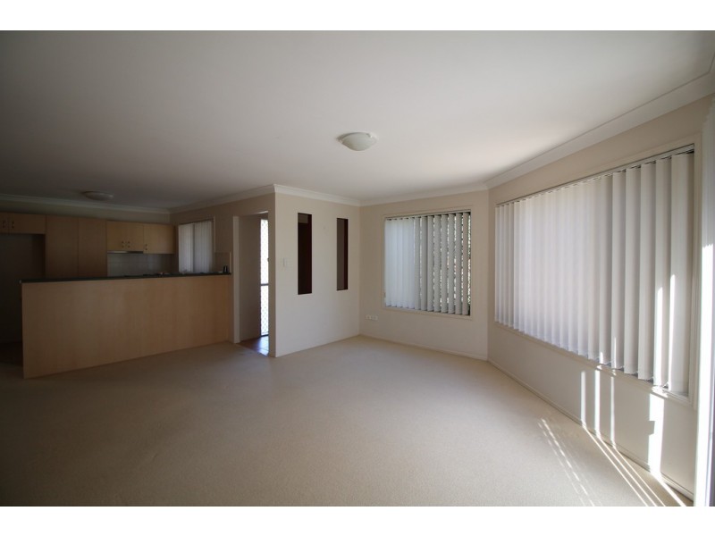 1/2 Jayden Court, Molendinar QLD 4214