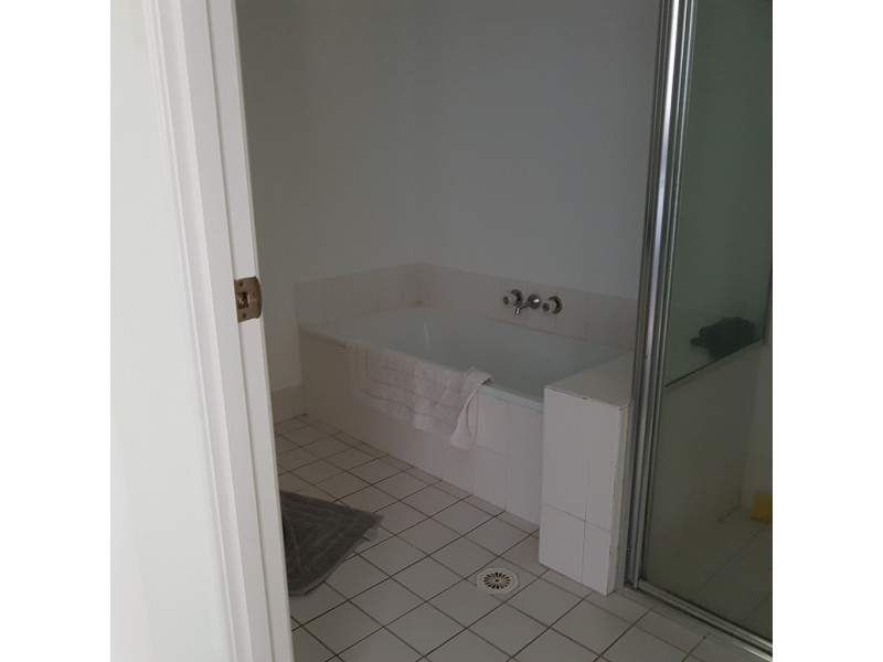 villa @ 11 Waterford Court, Bundall QLD 4217