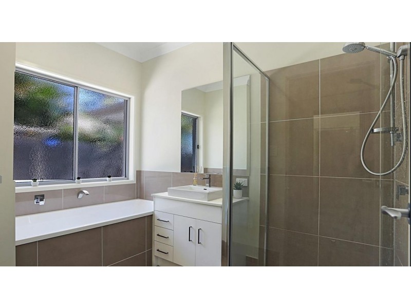 16 Morinda Street, Noosaville QLD 4566