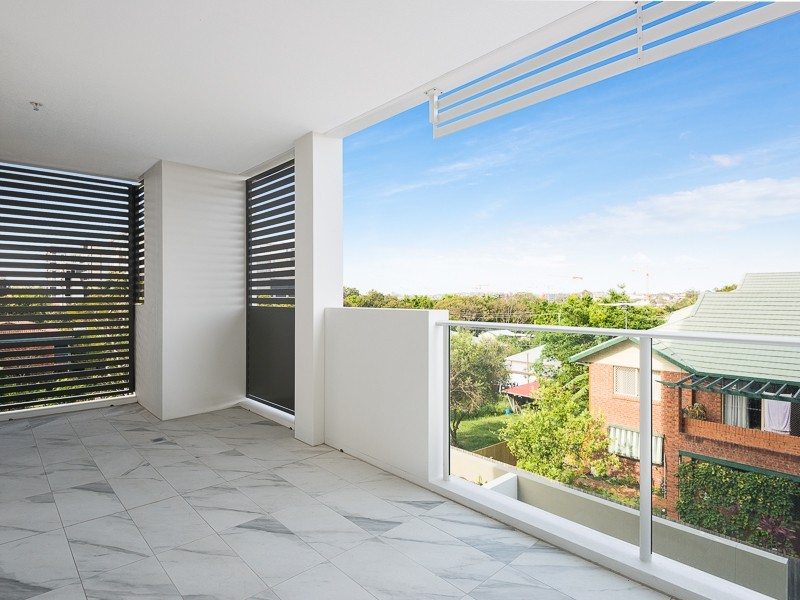 3bd / 70 Carl Street, Woolloongabba QLD 4102