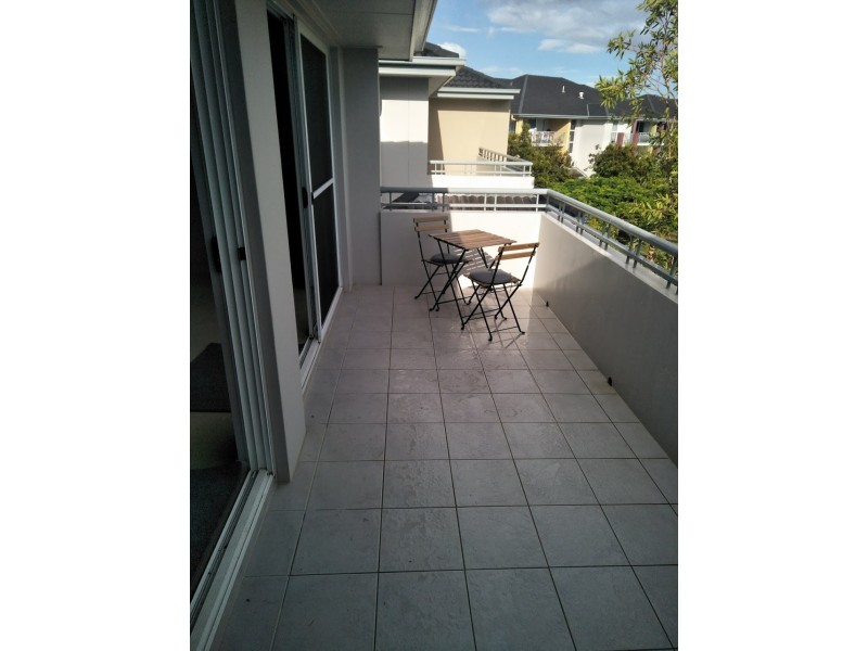 818/33 Clark Street, Biggera Waters QLD 4216