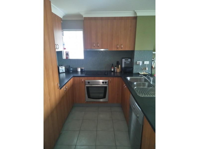 818/33 Clark Street, Biggera Waters QLD 4216