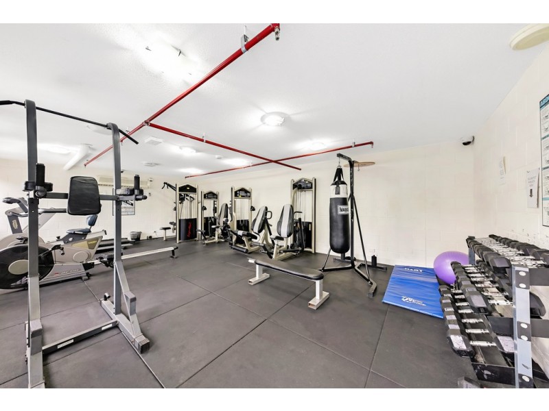 818/33 Clark Street, Biggera Waters QLD 4216