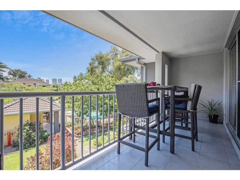 15/22 Oleander Avenue, Biggera Waters QLD 4216