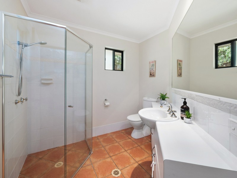 8 Comet Drive, Sunrise Beach QLD 4567