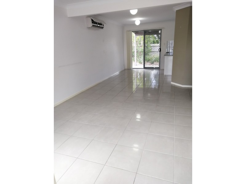 1 McAuley Parade, Pacific Pines QLD 4211