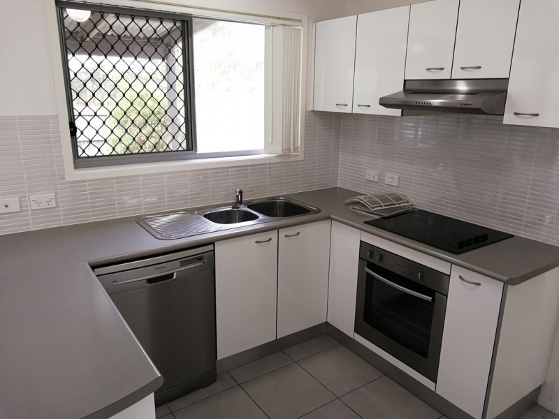 1 McAuley Parade, Pacific Pines QLD 4211