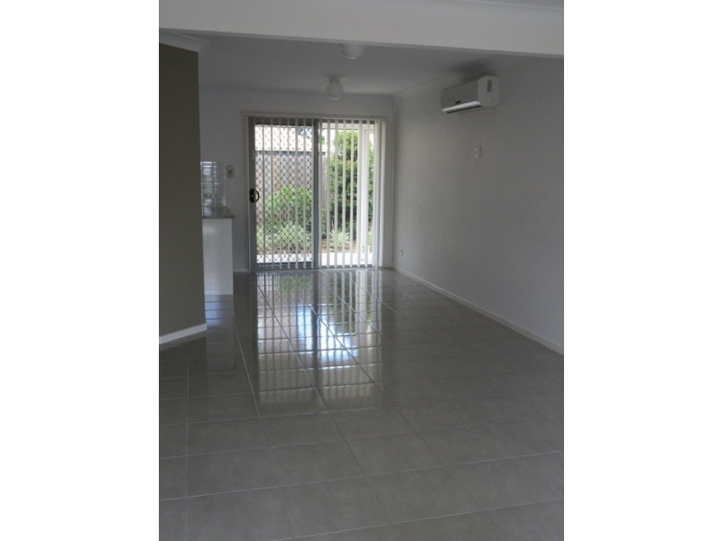 1 McAuley Parade, Pacific Pines QLD 4211