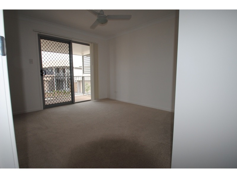 1 McAuley Parade, Pacific Pines QLD 4211