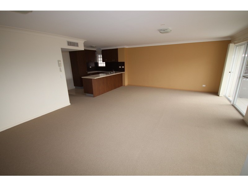 712 33 Clark St, Biggera Waters QLD 4216