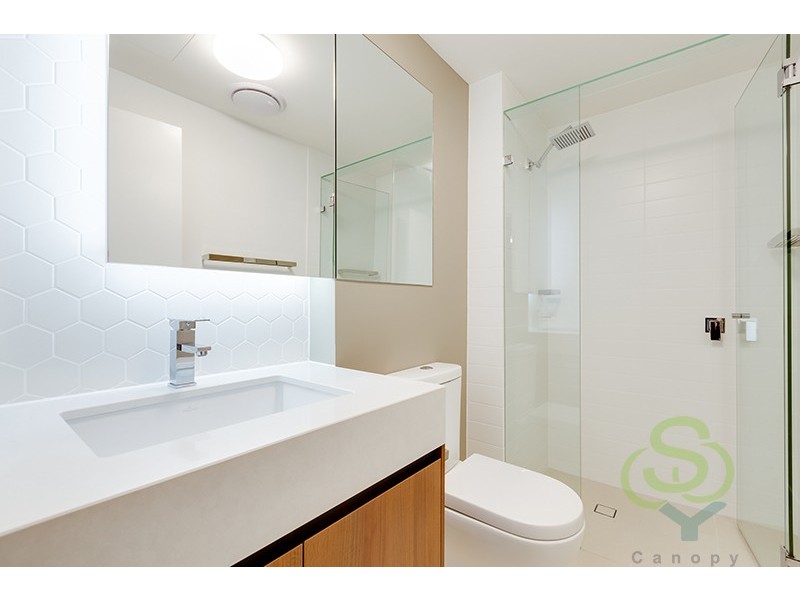 390 Simpsons Rd, Bardon QLD 4065