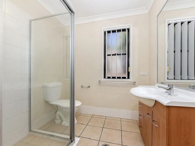 590 Pine Ridge Road, Coombabah QLD 4216