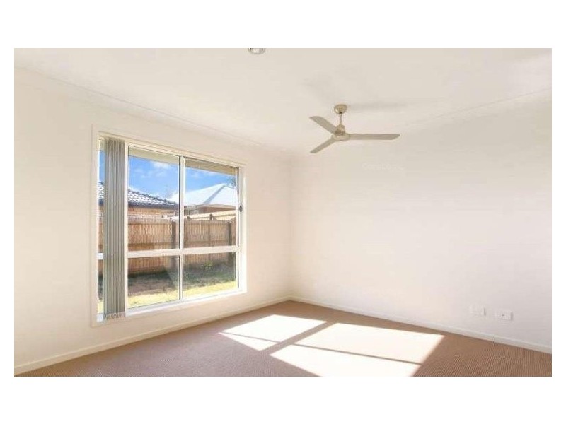 16 Freya Street, Brassall QLD 4305