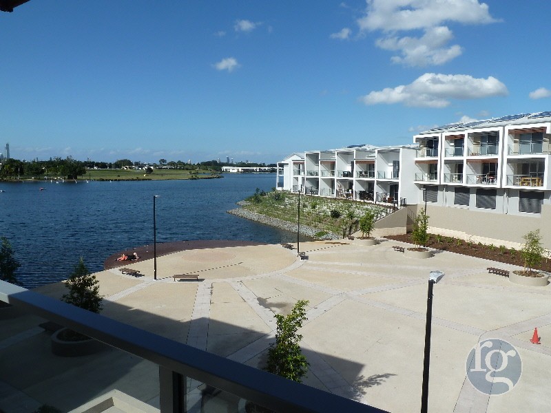 39/3028 The Boulevard, Carrara QLD 4211