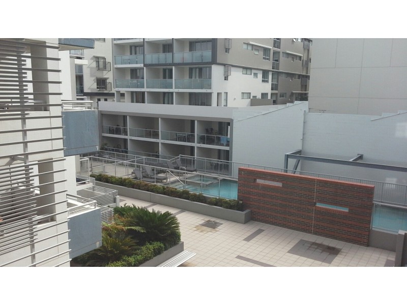 S01 8 Cordelia Street, South Brisbane QLD 4101