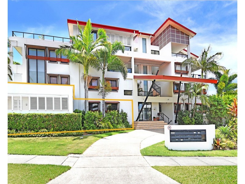 1/31 Railway Street, Southport QLD 4215