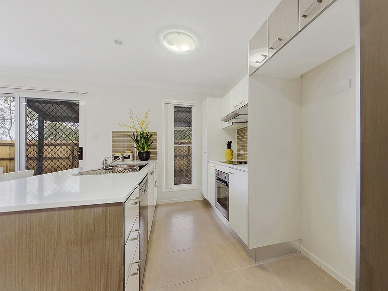 8/12 Kimberley Close, Redbank Plains QLD 4301