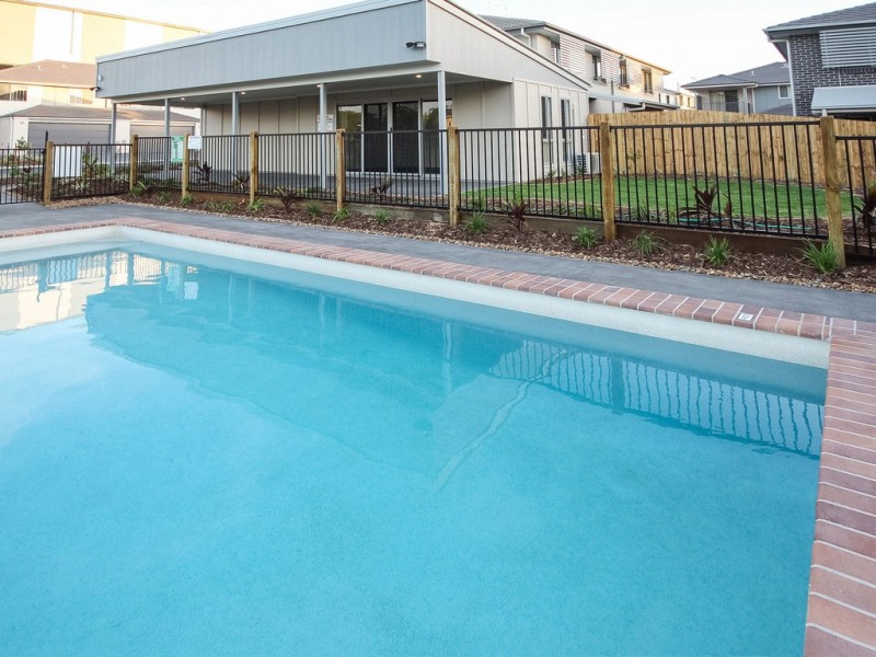 8/12 Kimberley Close, Redbank Plains QLD 4301