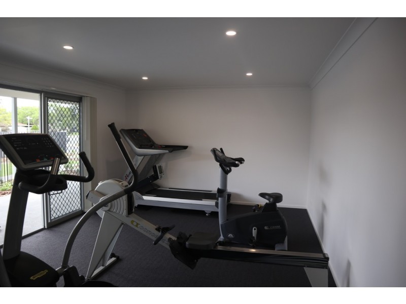 8/12 Kimberley Close, Redbank Plains QLD 4301