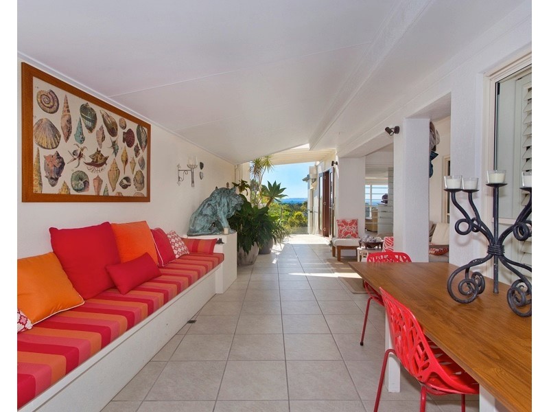 1/5 Natasha Avenue, Noosa Heads QLD 4567
