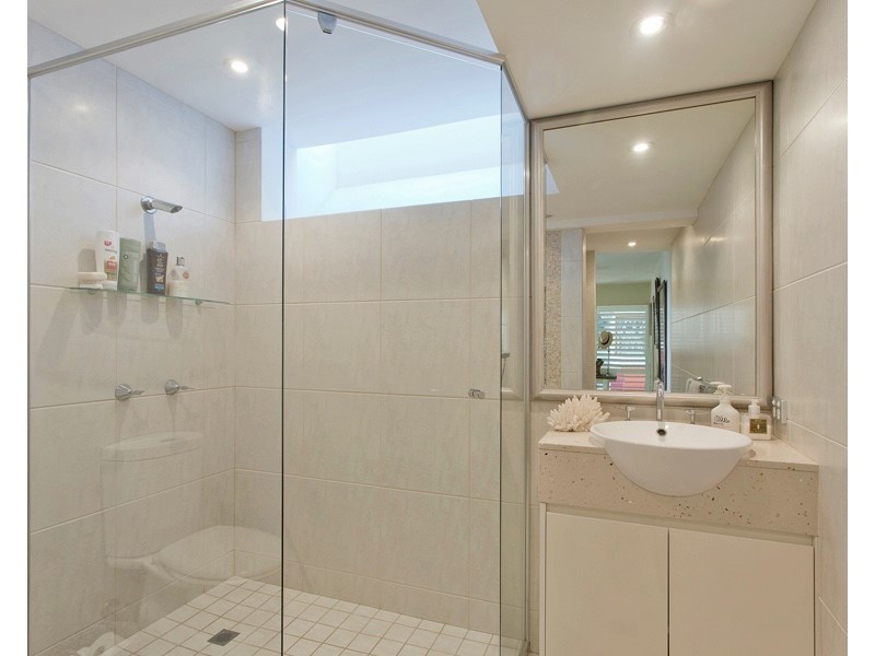 1/5 Natasha Avenue, Noosa Heads QLD 4567