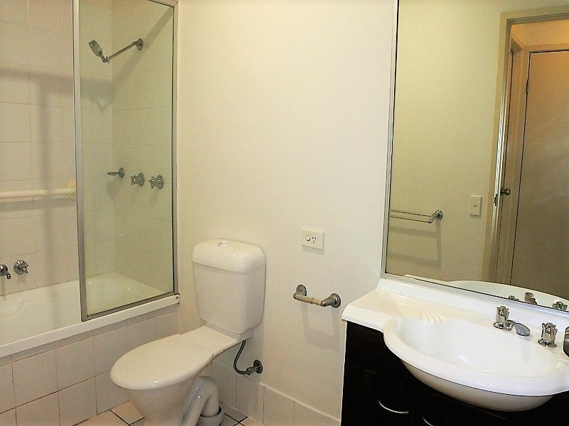 ATT/590 Pine Ridge Road, Coombabah QLD 4216
