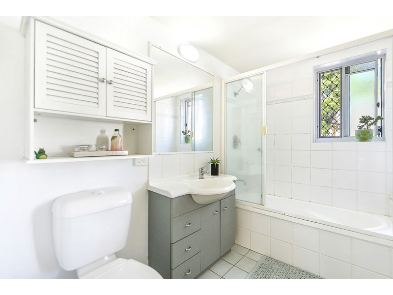 13/150 Marine Parade, Southport QLD 4215