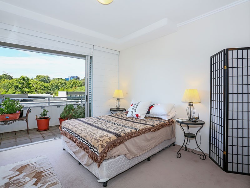 4EL2 / 4 Parkland Boulevard, Brisbane City QLD 4000