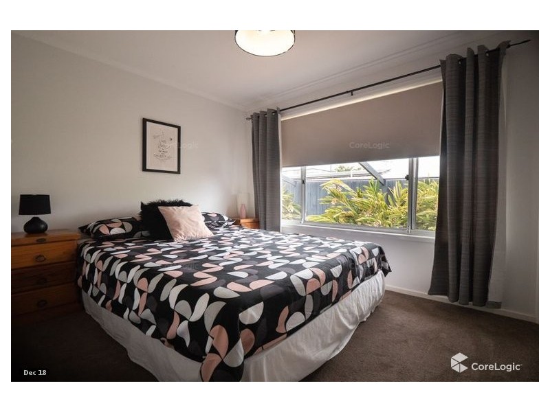 4 Buschman Close, Redbank Plains QLD 4301