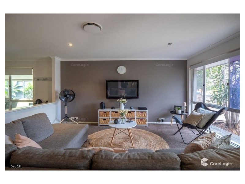 4 Buschman Close, Redbank Plains QLD 4301