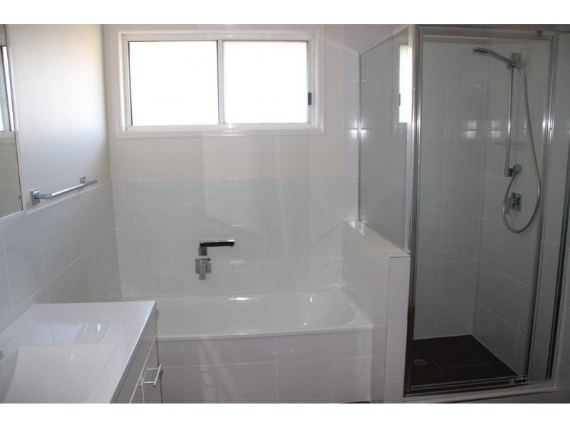 Unit 102/33-67 Edmund Rice Drive, Southport QLD 4215