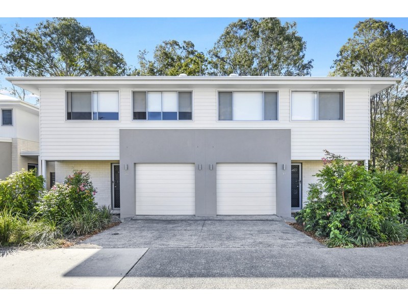 31/20 Eminence Lane, Bridgeman Downs QLD 4035