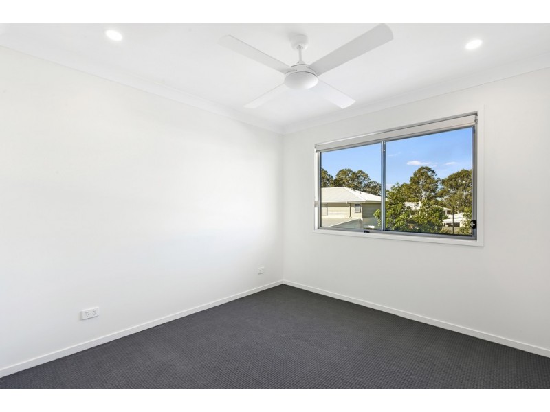 31/20 Eminence Lane, Bridgeman Downs QLD 4035