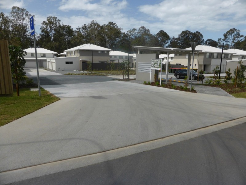 31/20 Eminence Lane, Bridgeman Downs QLD 4035