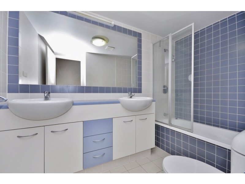 33/70 Norman Crescent, Norman Park QLD 4170
