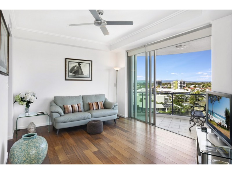 501/300 Marine Parade, Labrador QLD 4215