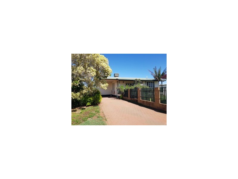 1/10 Angela Boulevard, Mount Isa QLD 4825