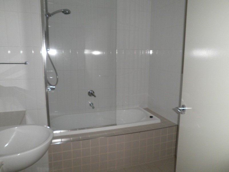 7WL6 / 7 Parkland Boulevard, Brisbane City QLD 4000