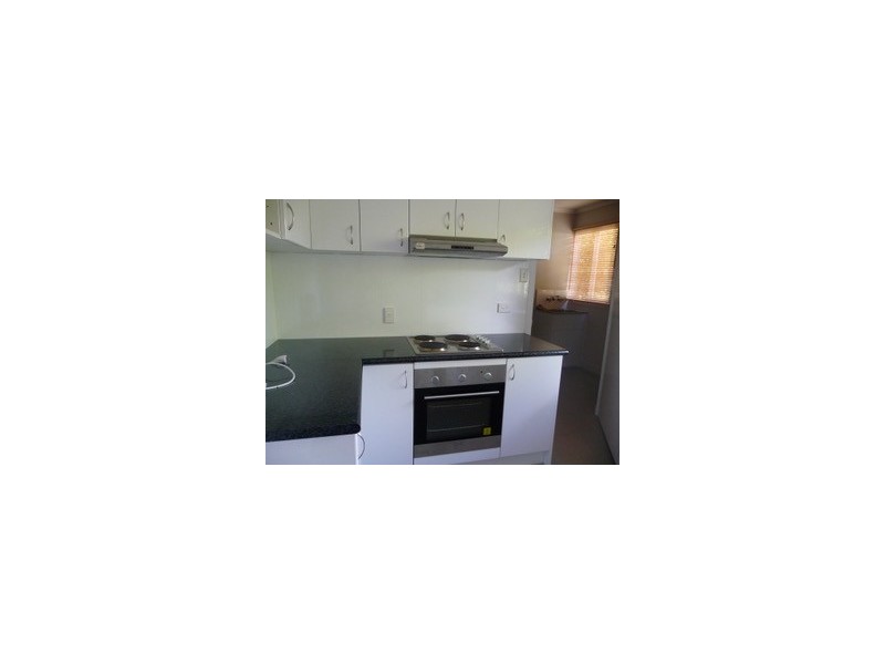 1/8 Renier Crescent, Moranbah QLD 4744