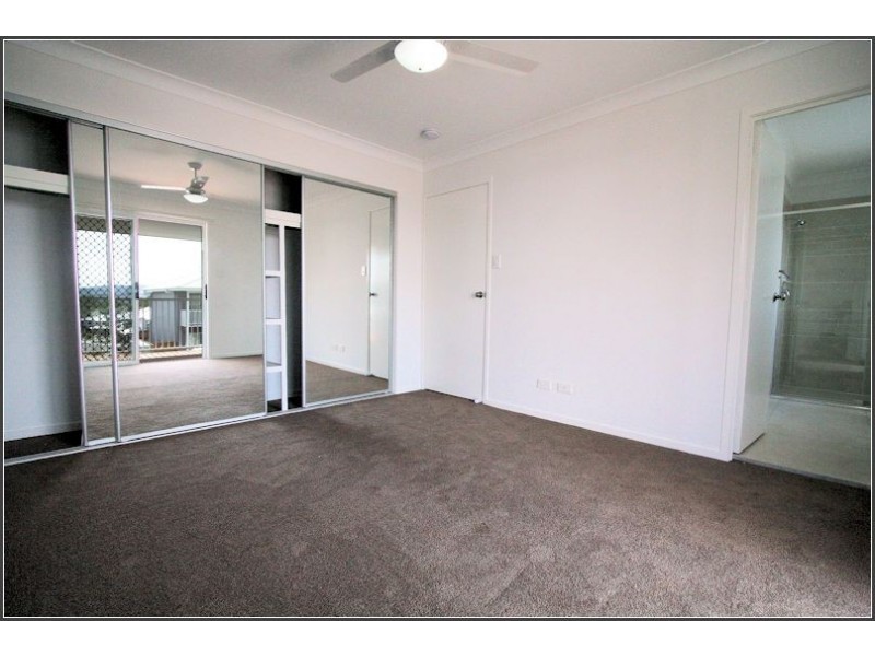 8/27 Tequesta Drive, Beaudesert QLD 4285