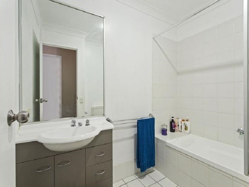 ACA/590 PINE RIDGE ROAD, Coombabah QLD 4216