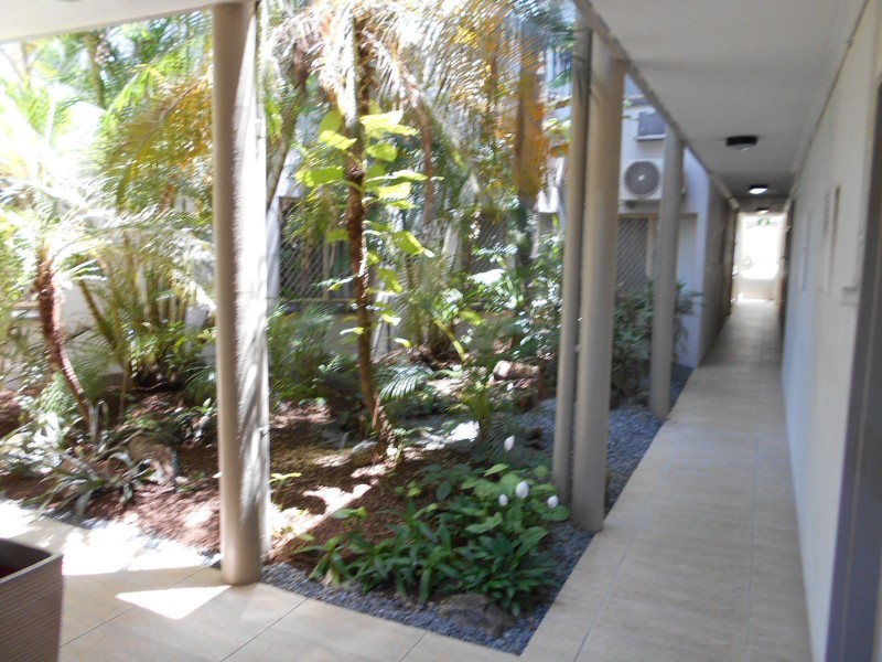 3 Whitmore St, Taringa QLD 4068