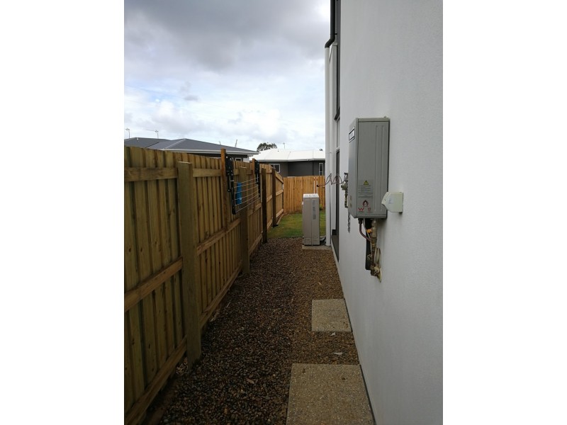 Unit 29 / 24 Bonogin Road, Mudgeeraba QLD 4213