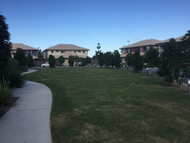 unit 7 1 McAuley Parade, Pacific Pines QLD 4211